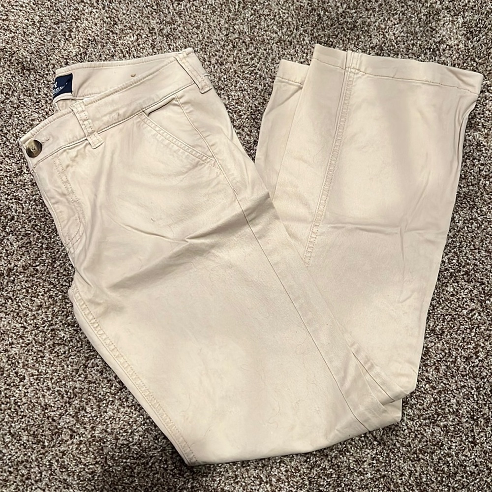 American eagle khaki pants